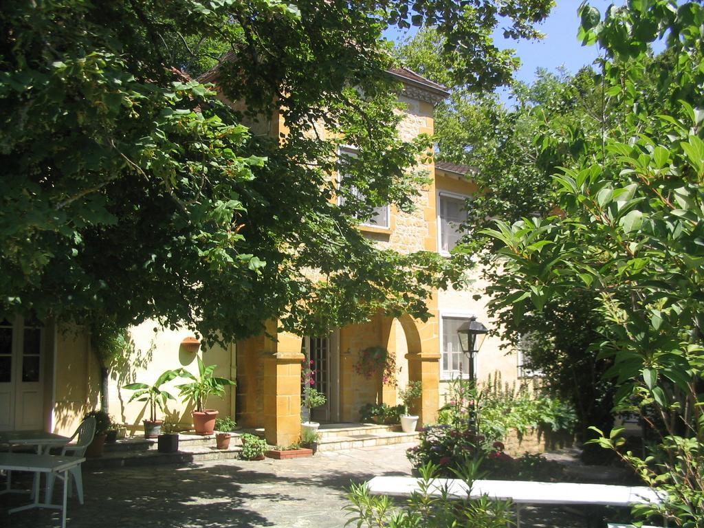 Hotel Le Petit Chaperon Rouge Coux-et-Bigaroque-Mouzens Exterior foto
